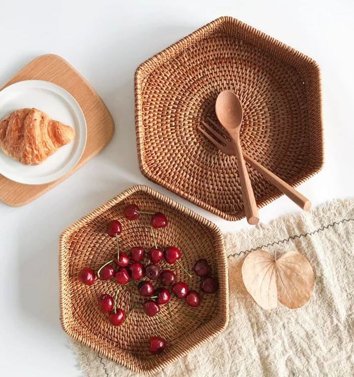 ถาดหวาย ถาดสปา ถาดอาหาร ทรง6เหลี่ยม พร็อพถ่ายรูป Rattanly Tray🏈