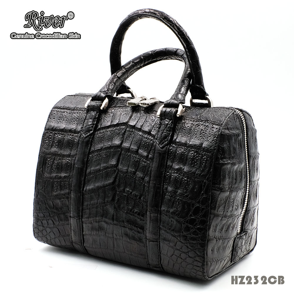 กระเป๋าถือหนังจระเข้แท้ หนังท้อง สีดำ ทรงหมอน