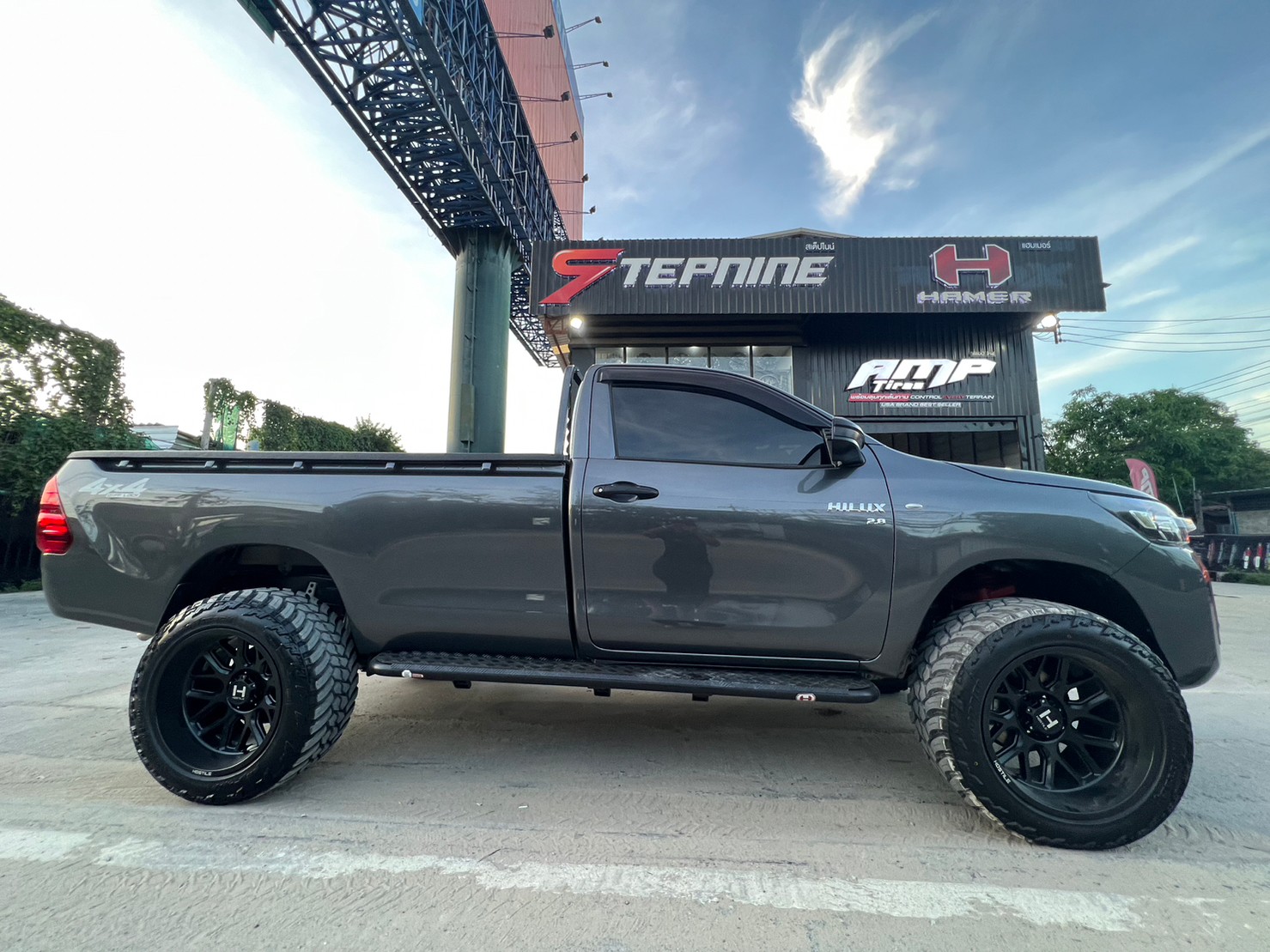 TOYOTA REVO หัวเดียว ทรงเมกา ที่ STEP9