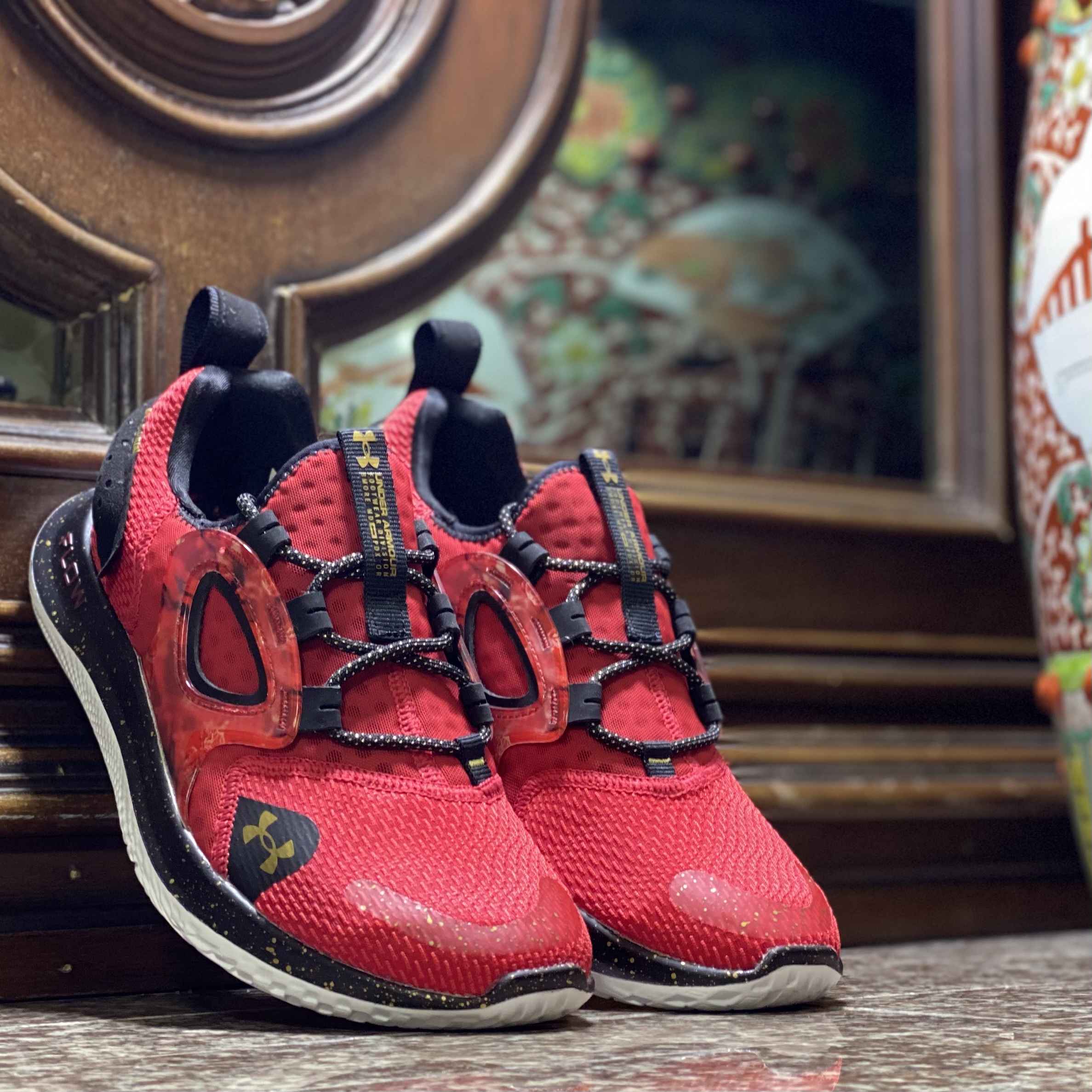 รองเท้า Under Armour Flow Velociti CNY ‘LIMITED’ (M8.5US)