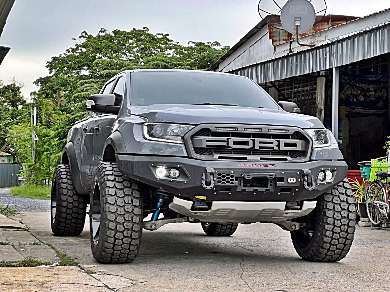 FORD_RAPTOR_ทรงเมกา ที่ STEP9