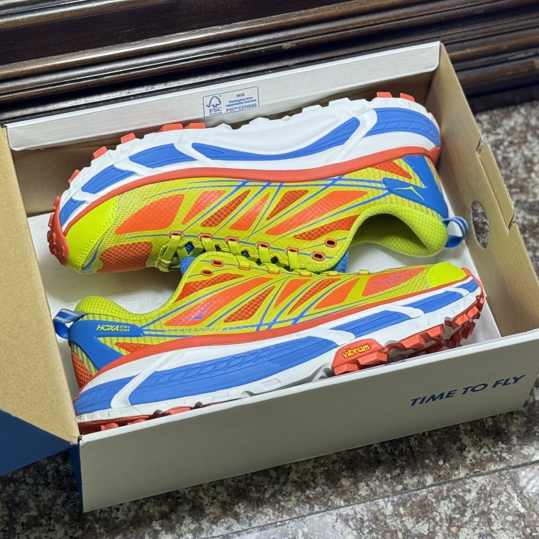 รองเท้า HOKA MaFate Speed 2 ‘EXCLUSIVE’ (M8.5/9/9.5/10/11/12US)