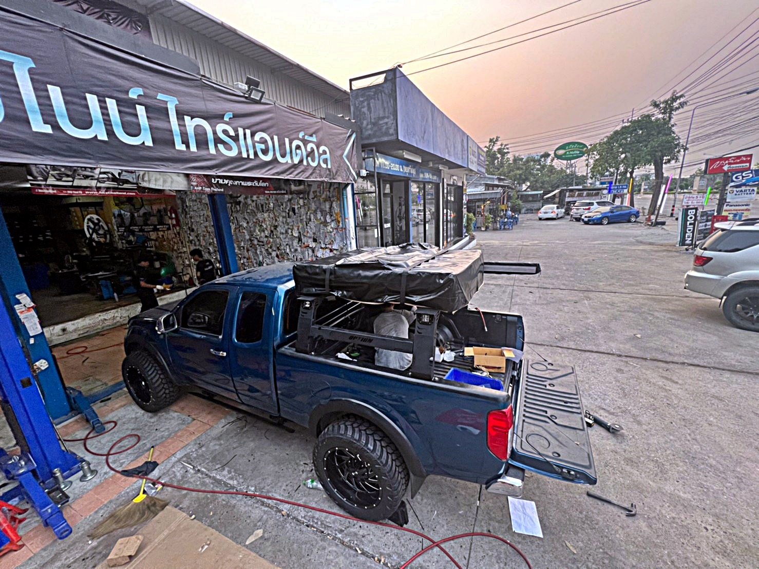 NISSAN_NAVARA_แปลงร่าง ทรงเมกา