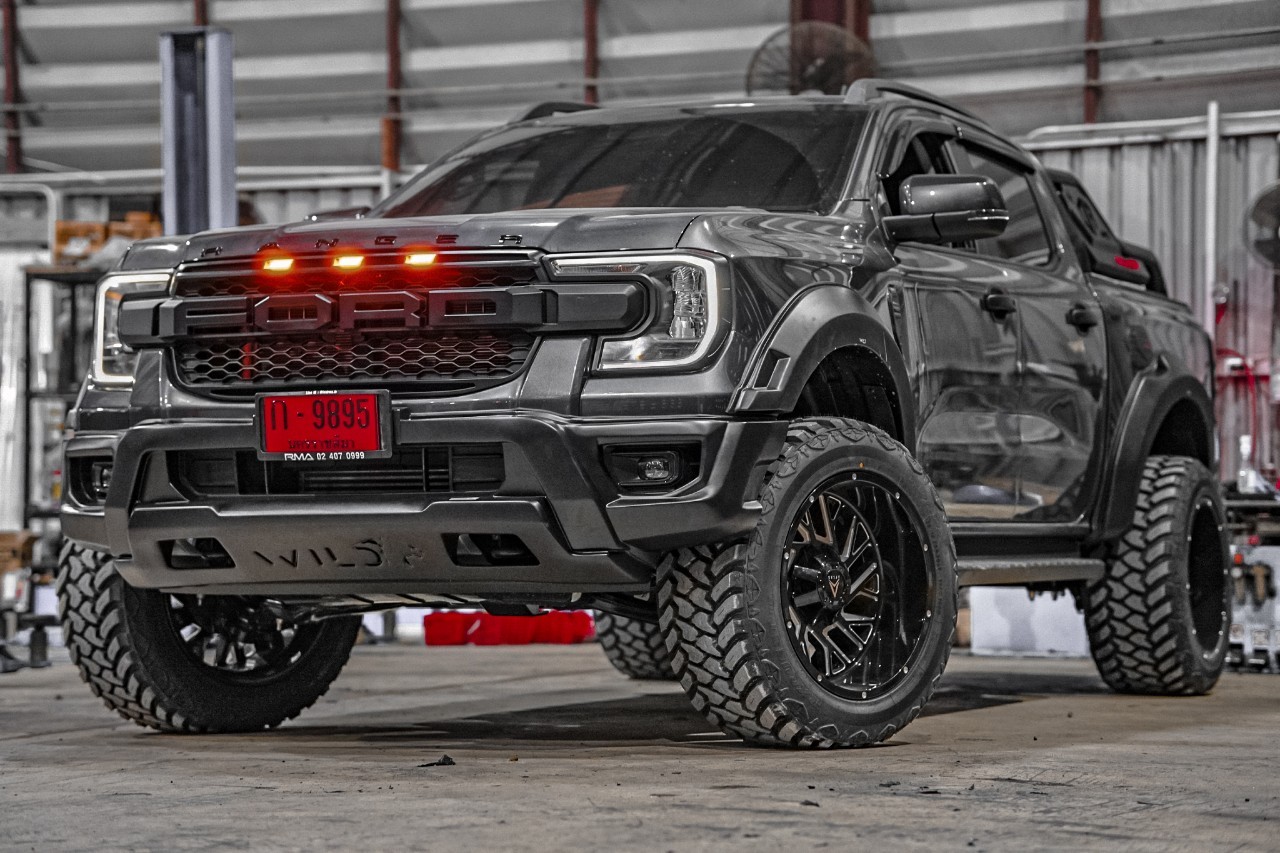 FORD RANGER NEXTGEN แต่งทรงเมกาที่STEP9