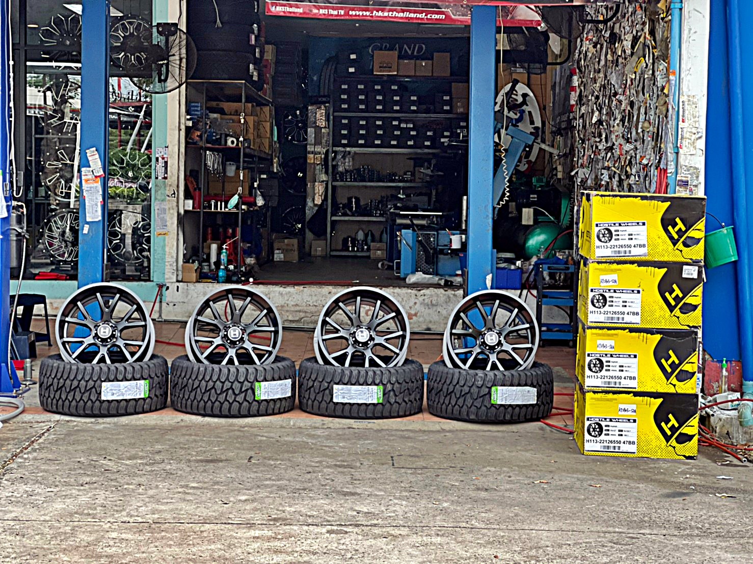 HOSTILE H113 ขอบ22 ล้อแท้นำเข้าจาก STEP9