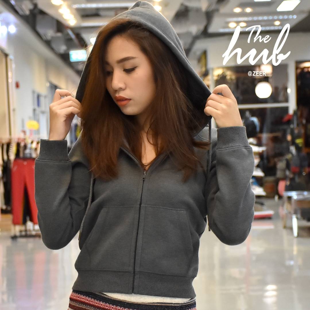 เสื้อแขนยาวมีฮู๊ด