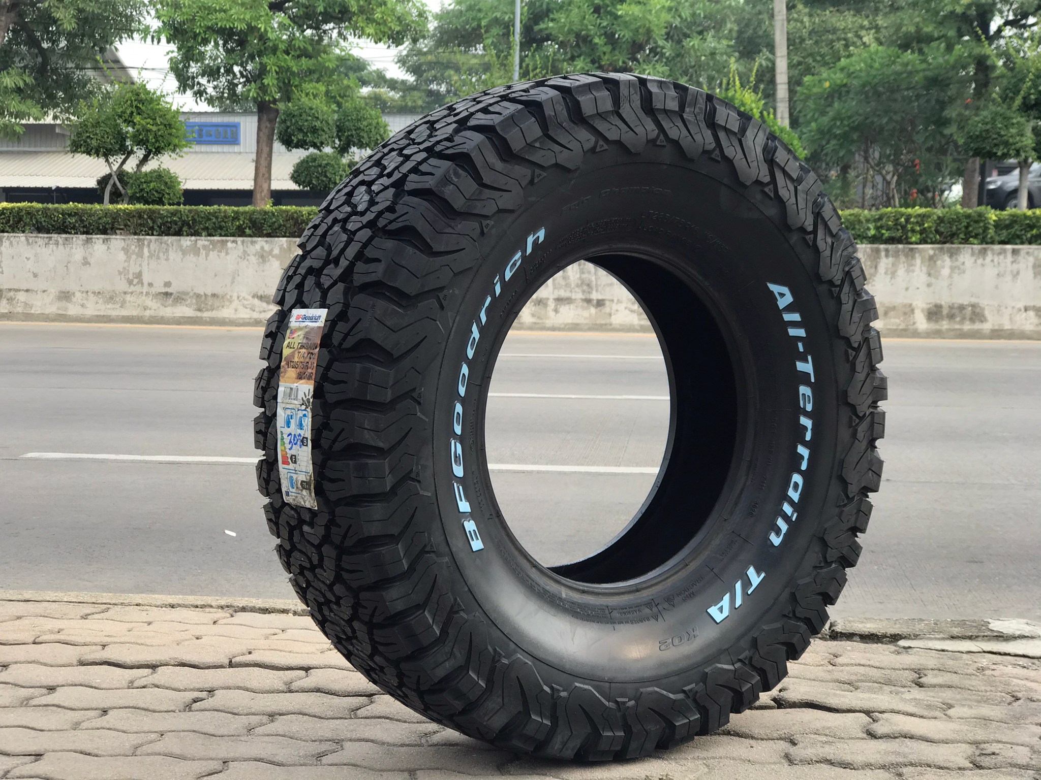 BF GOODRICH KO2 285/75-16 ราคาถูก