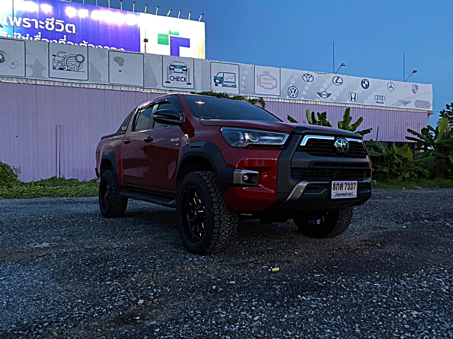 TOYOTA REVO จัด FULLSET ที่ STEP9