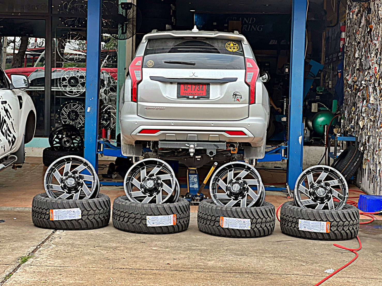 PAJERO ทรงเมกา ของพี่ปู_มลิกา_นักวอลเล่ย์_ทีมชาติไทย