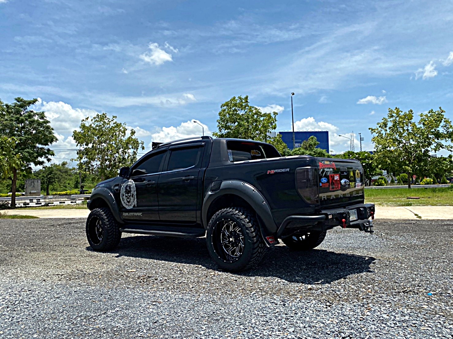 FORD WILDTRACK ทรงเมกา