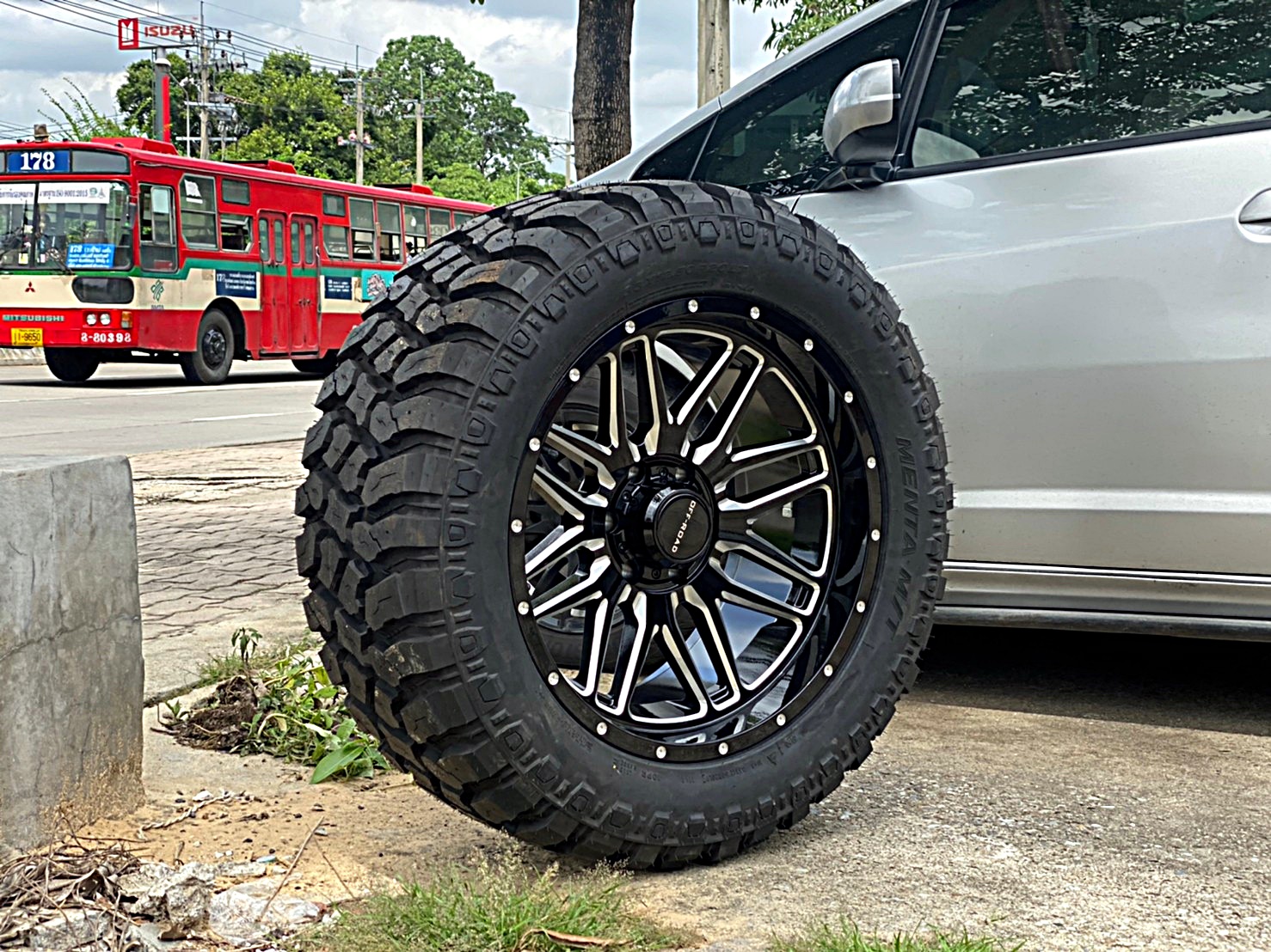 FORTUNER จัดทรงเมกาที่ STEP9