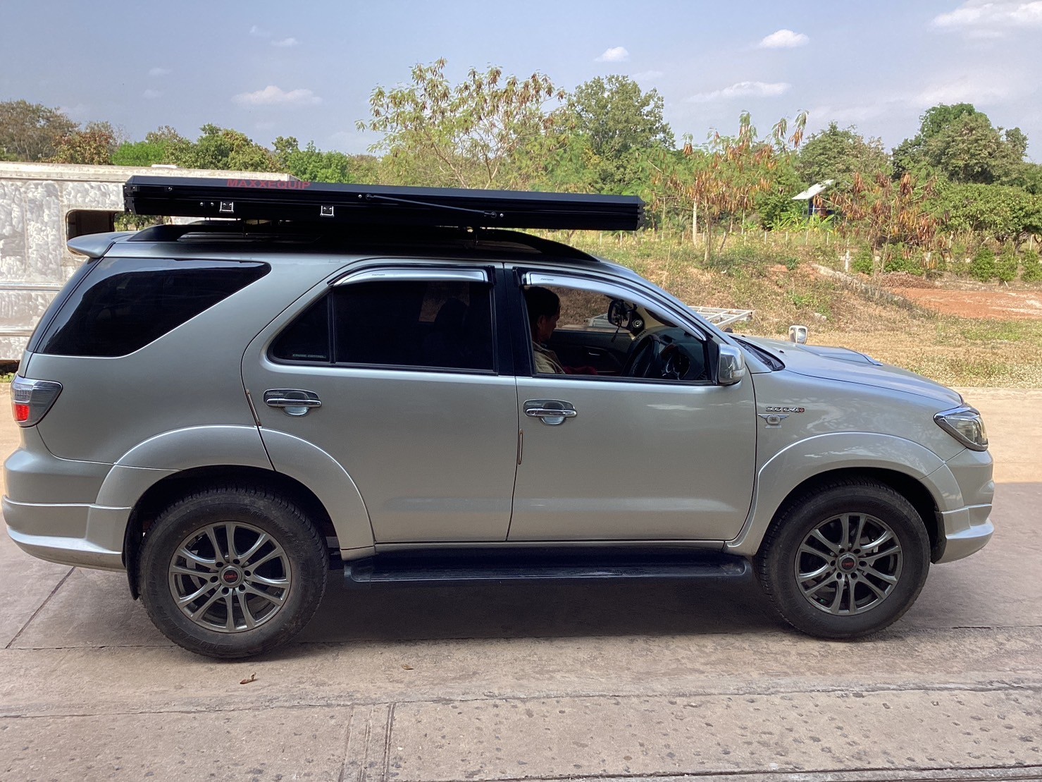 ALUMAX Plus size XL (1.4) - MaxX Equip เต็นท์หลังคารถ - ประเภทหลังคาแข็ง