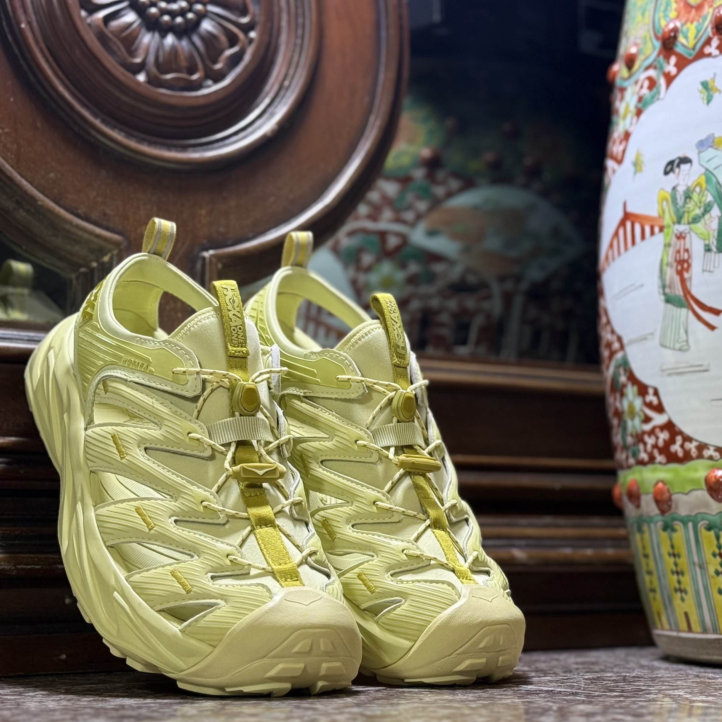 รองเท้า HOKA Hopara ‘Celery Root‘ (M10.5/11US)