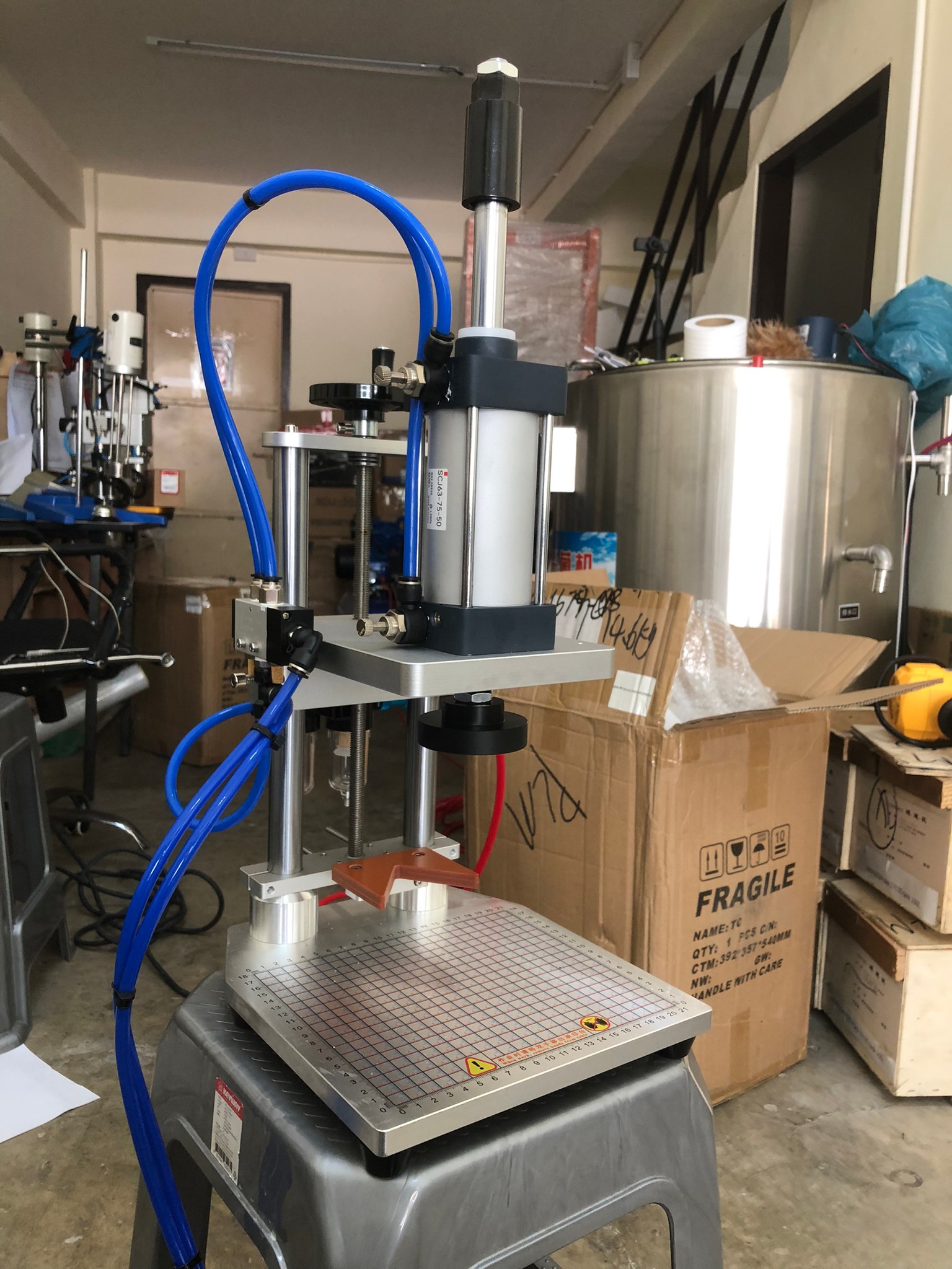 🌈15922 เครื่องกดปิดฝาขวด ขวดน้ำดื่ม ขวดอาหารเสริม ขวดโปรตีน ขวดซอส ขวดน้ำมัน CYT-03