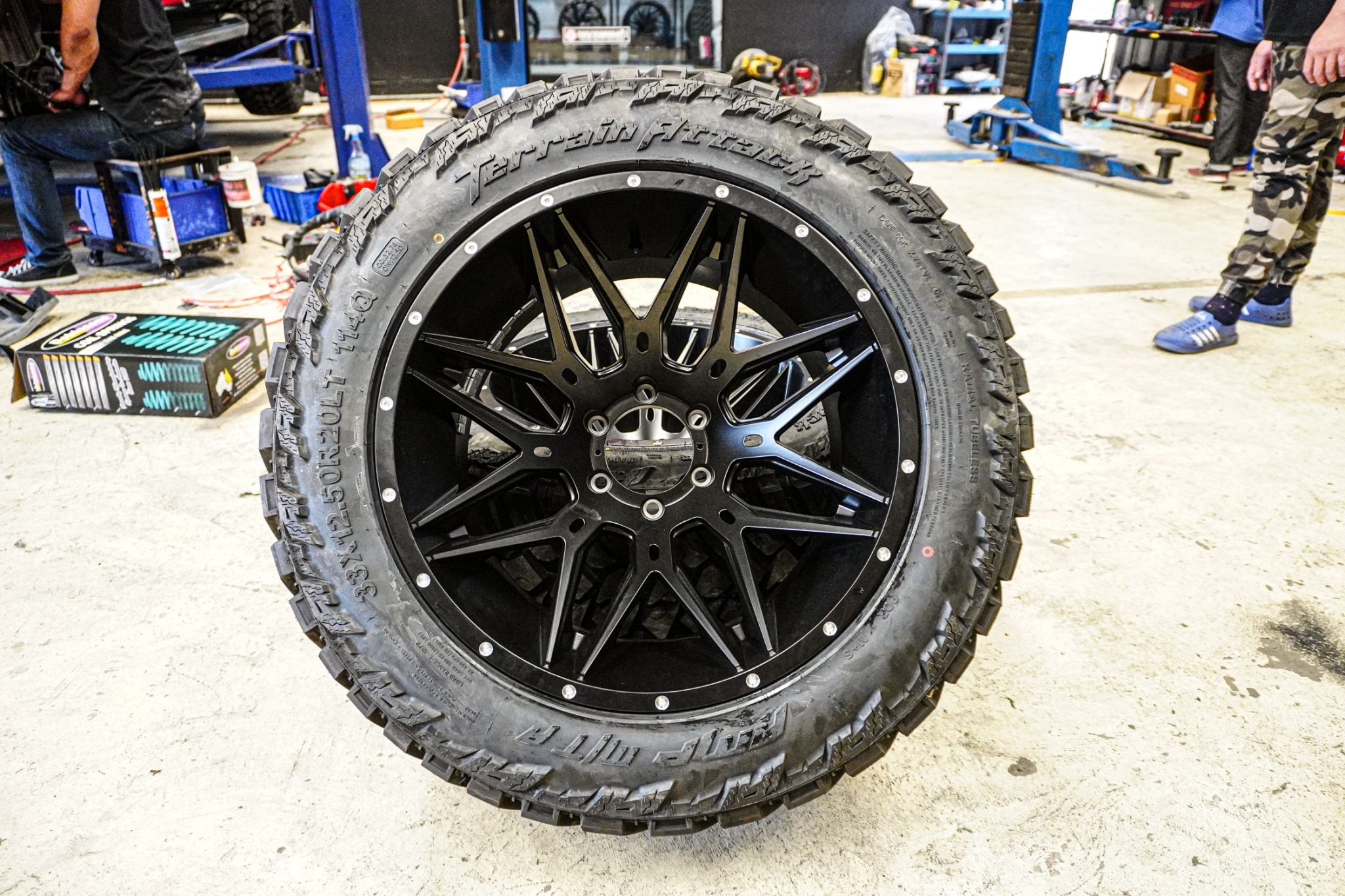 ISUZU V-CROSS แต่งทรงเมกาที่ STEP9