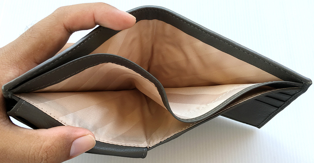 กระเป๋าสตางค์หนังจระเข้แท้ ส่วนหาง สีเทา