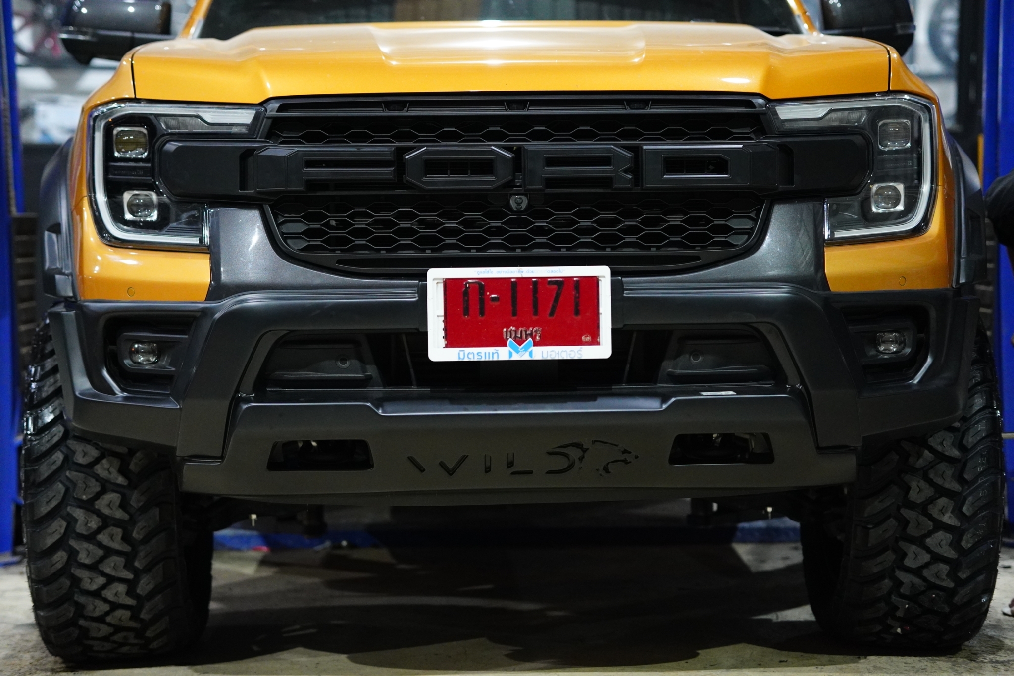 FORD RANGER NEXTGEN จองคิวมาจาก ชุมพร แต่งทรงเมกาที่ STEP9