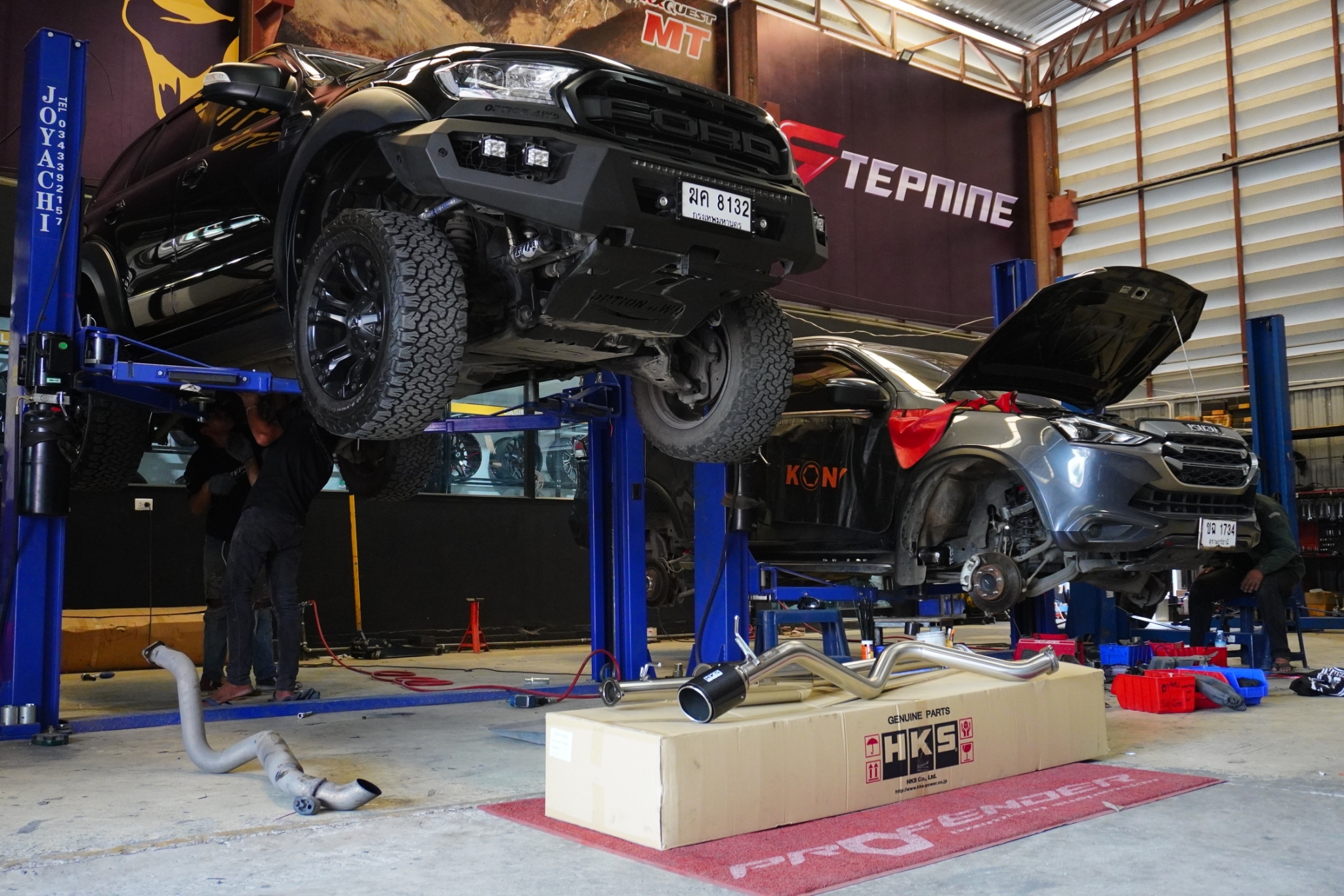 ติดตั้งเรียบร้อย ท่อ HKS จากญี่ปุ่น Carbon TAIL (Single) 𝙃𝙆𝙎 𝙇𝙀𝙂𝘼𝙈𝘼𝙓 𝙁𝙊𝙍𝘿 𝙀𝙑𝙀𝙍𝙀𝙎𝙏 ท่อเด