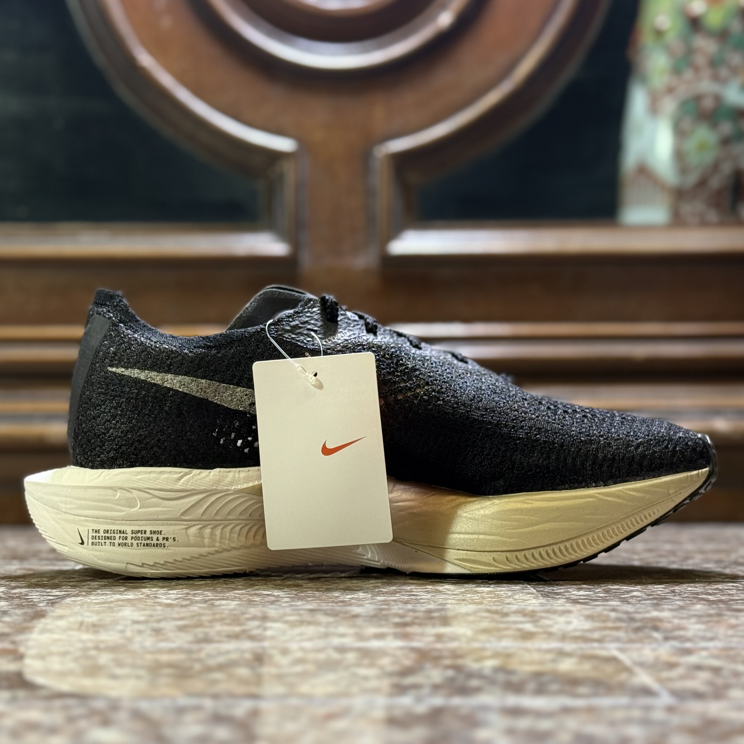 รองเท้าวิ่ง Nike ZoomX Vaporfly Next% 3 (M10/10.5US)