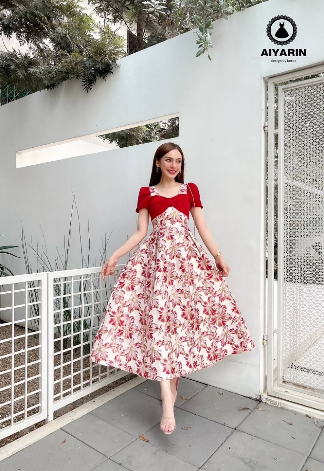 เดรสผ้าทอมีทรงสวยมั้กๆผ้าหนานิ่มไฮโซสวมใส่ง่ายเเต่งเเนวลูกคุณมั้กๆคะเดรสกระโปรงยาวดูไฮโซมั้กๆๆน่ารักมั้กๆ