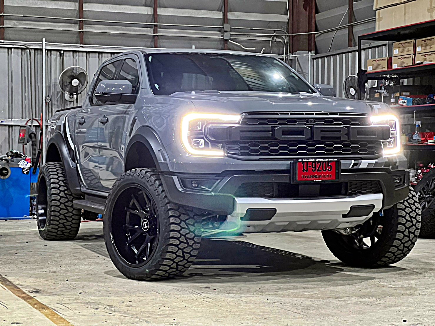 ส่งงาน RAPTOR V6 หล่อจบ ที่ Step9 ล้อแท้ HOSTILE H113