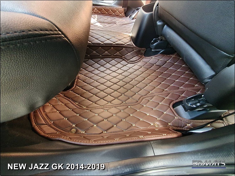พรมปูพื้นรถยนต์6D JAZZ GK 2014-2019 สีกาแฟ รุ่นVIP 13มิล หนาพิเศษ 6ชิ้น
