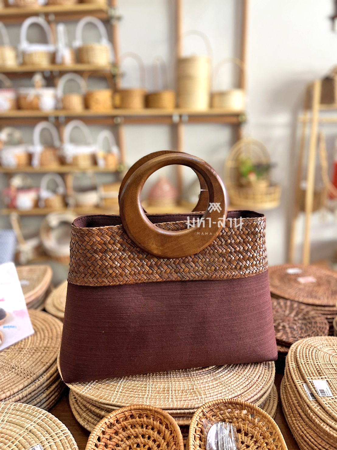 กระเป๋าสานกระจูด หูไม้ ของฝากผู้ใหญ่ ✨