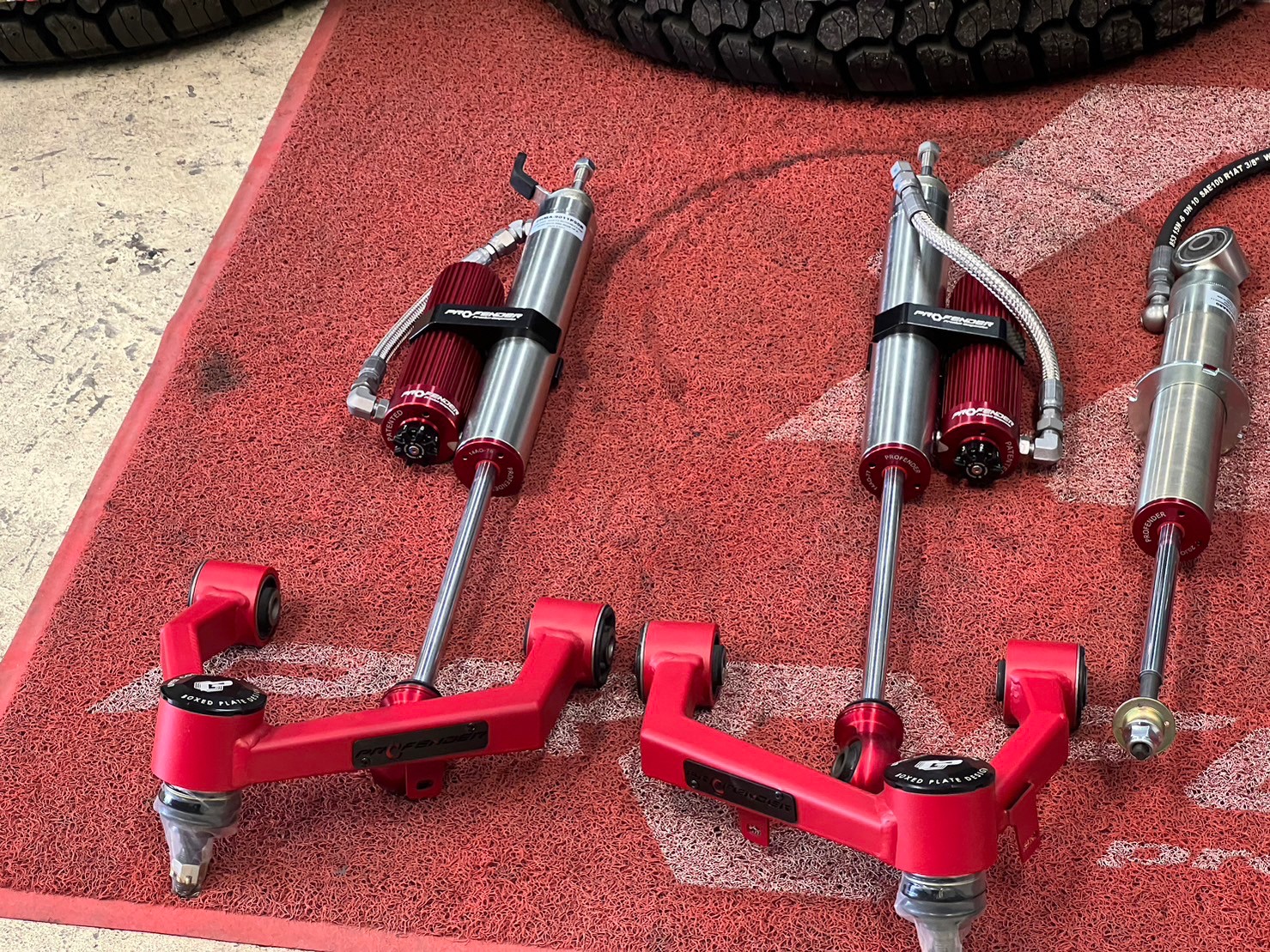 ISUZU MU-X แต่งทรงเมกาที่ STEP9