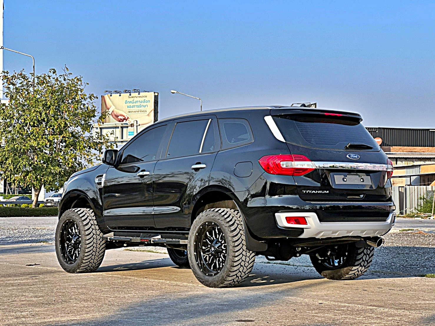 FORD_EVEREST_ทรงเมกา_ลพบุรี