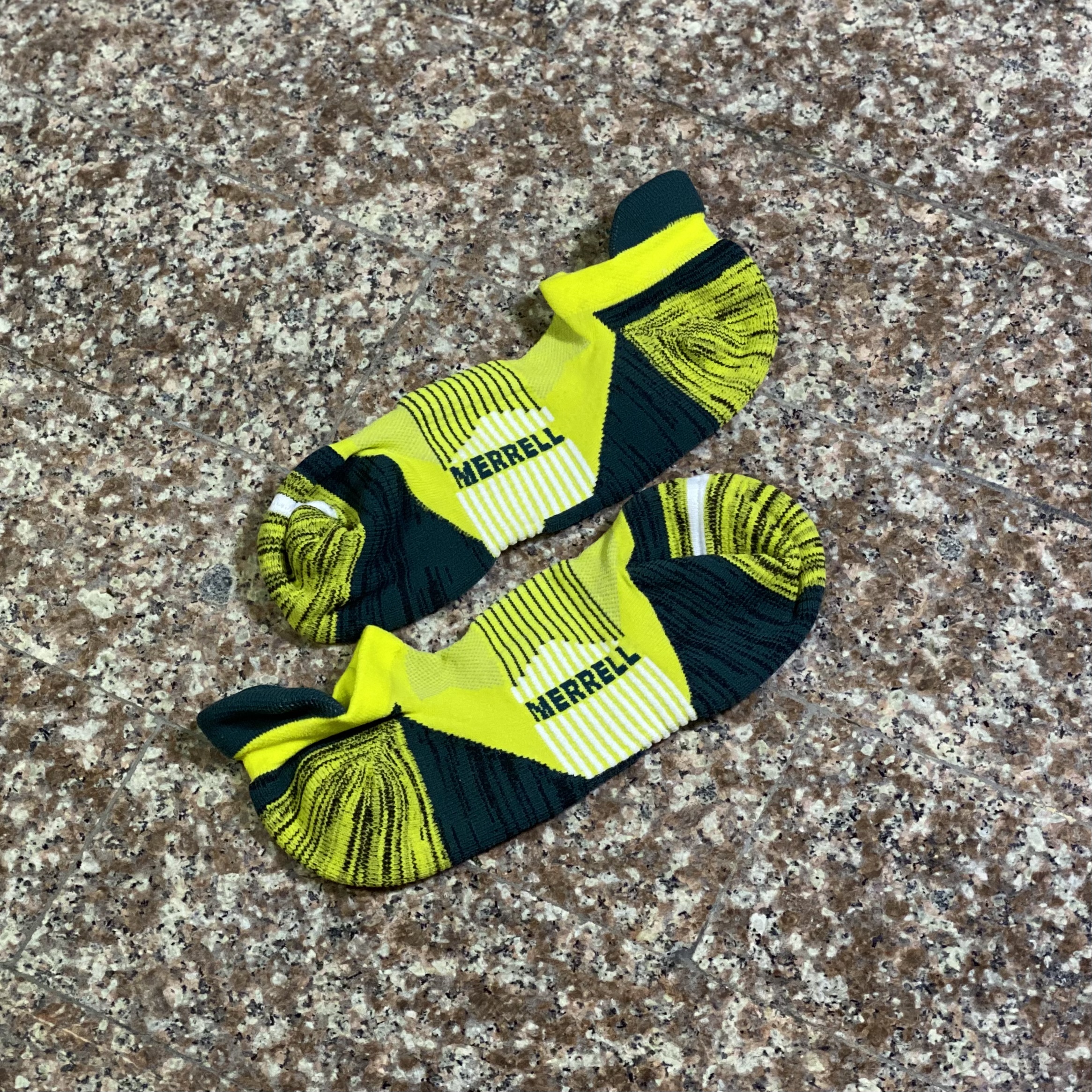 ถุงเท้าวิ่ง Merrell Trail Cushioned Running Socks ‘Lime’ (M)