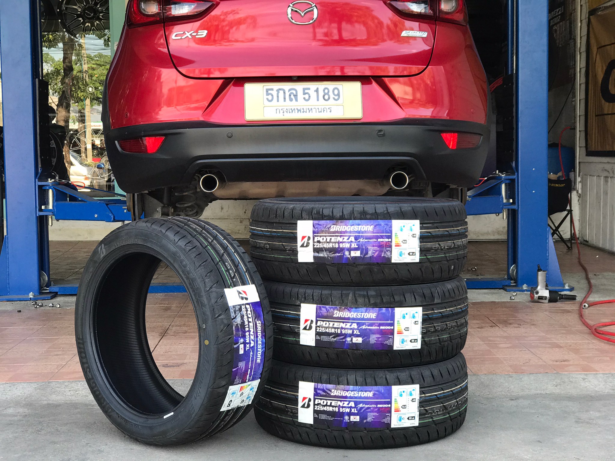 ยาง BRIDGESTONE RE004 ราคาพิเศษ 225/45-18 ปี20 #BRIDGESTONE #RE004 ติดตั้ง #MAZDA #X3 บริการติดตั้งฟรี เติมลม N2ฟรี บริการหลังการขายฟรี ตลอดอายุการใช้งาน สลับยาง ถ่วงล้อเติมลม จัดส่งทั่วประเทศ #Step9 #ล้อแม็กซ์ยางรถยนต์ #เกษตรนวมินทร์ สอบถาม @step9 หรือ ค