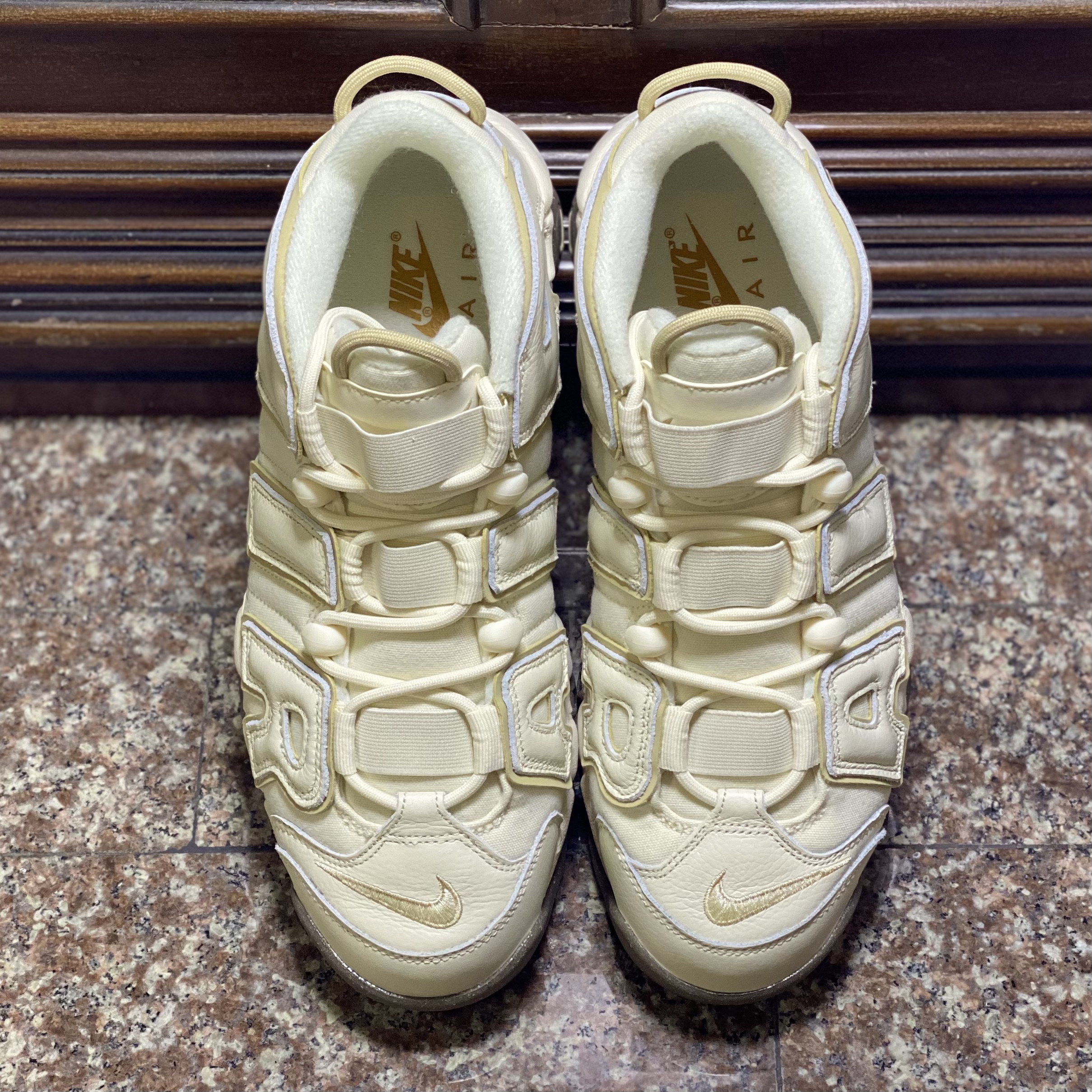 รองเท้า Nike Air More Uptempo ‘96 ‘TEAM GOLD’ (M9US)