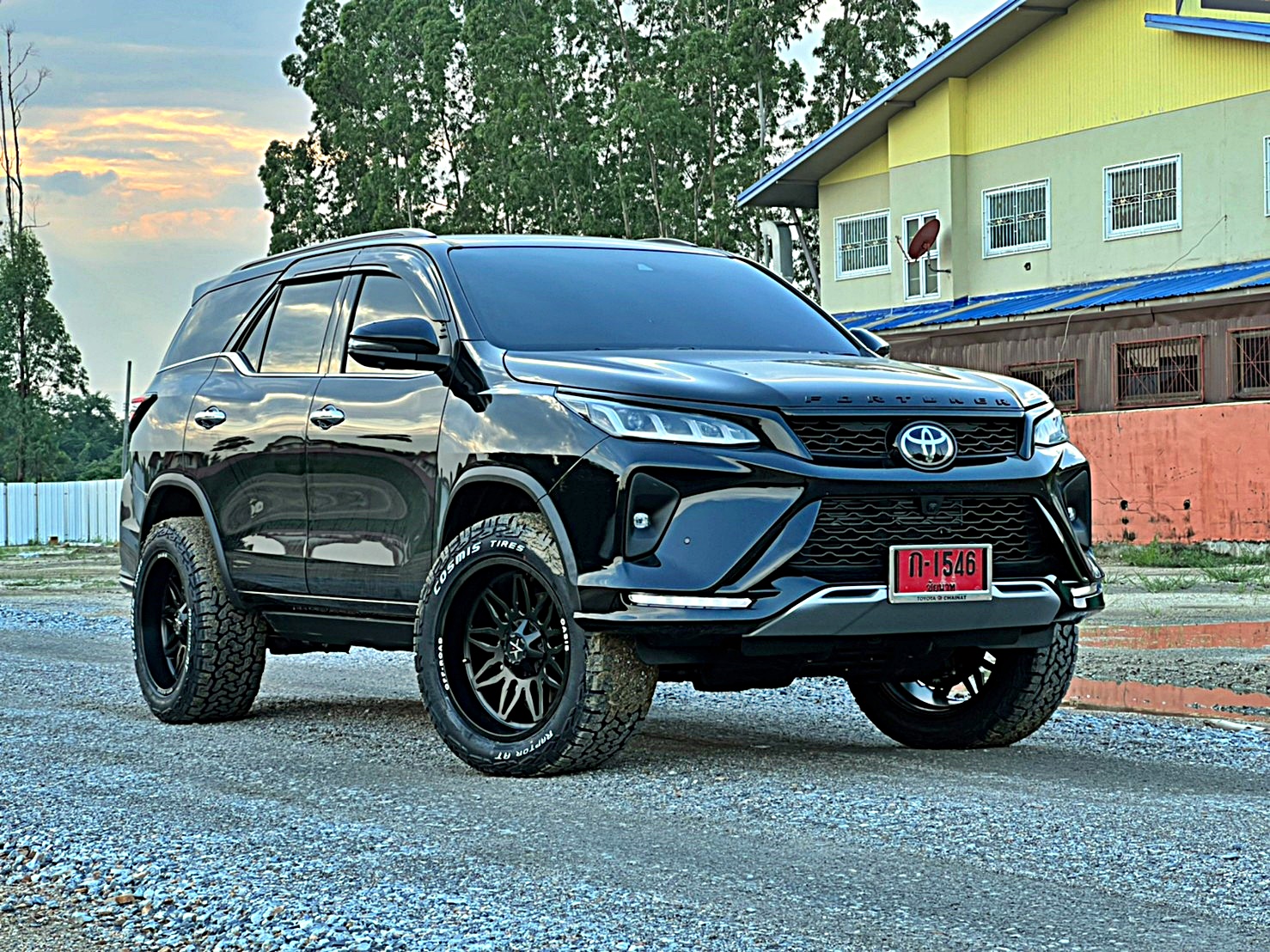 #TOYOTA_LEGENDER_จองคิวจากชัยนาท ไม่ยก ใส่ล้อออฟลบ