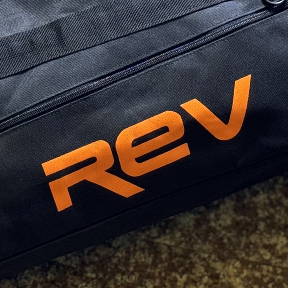 กระเป๋า REV RUNNR Duffle Bag ‘BLACK’ (41L)