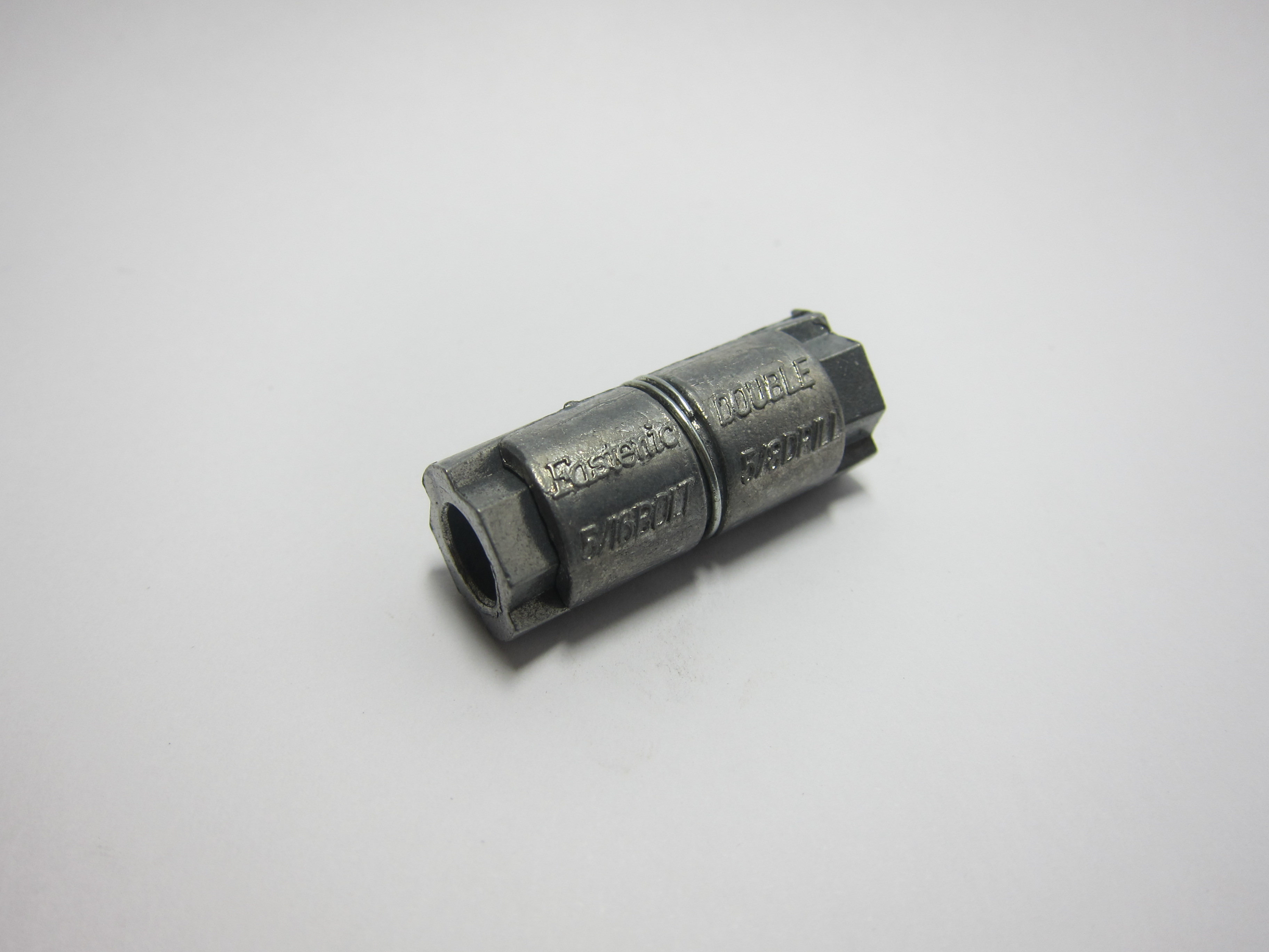 ปลุ๊กตะกั่ว รุ่น DB (DOUBLE ANCHOR) ยี่ห้อ FASTENIC (สินค้าสอบถาม)