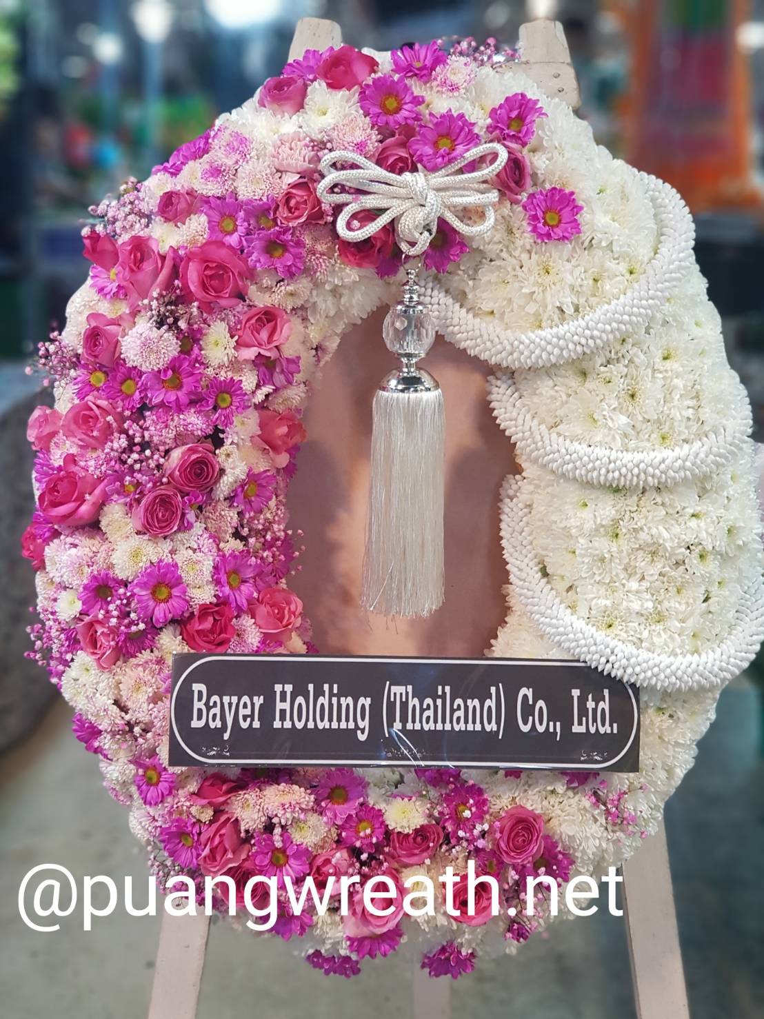 พวงหรีดดอกไม้สด WW0050