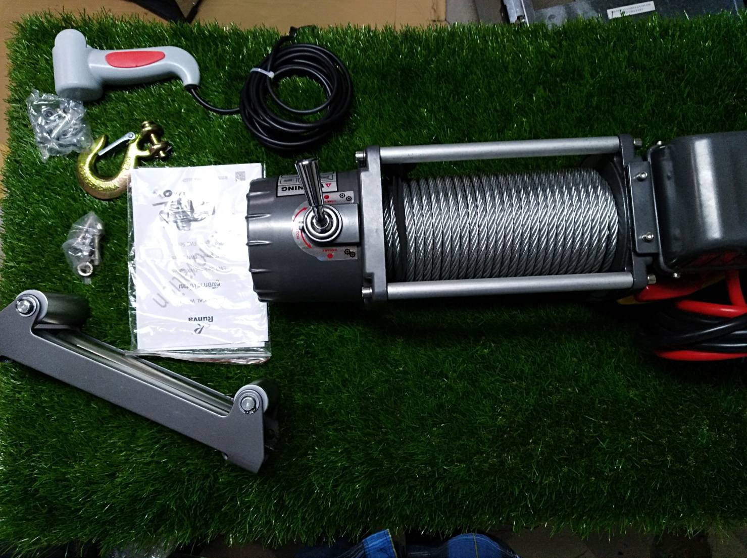 WINCH RUNVA (EWX8000)