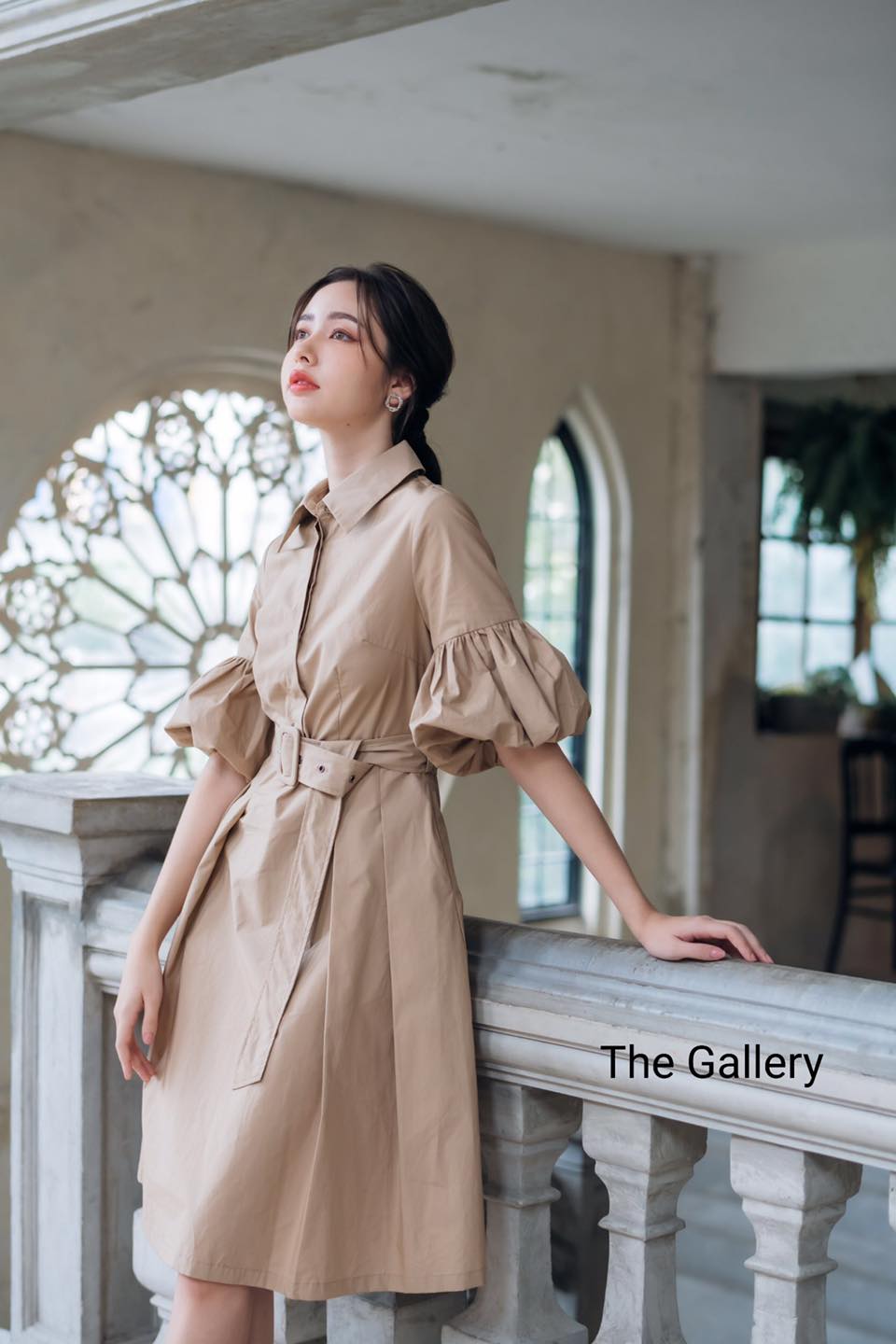 เดรสเชิ้ตสุดเก๋ ใส่ง่ายใส่สบาย จะใส่ทำงาน เดินเล่นช้อปปิ้ง หรือวันพักผ่อนได้หมด ถ้าใครอยากได้ลุคสุดชิลล์แต่ไม่ทิ้งลายสาวสายแฟ ขอบอกเลยชุดนี้ห้ามพลาด