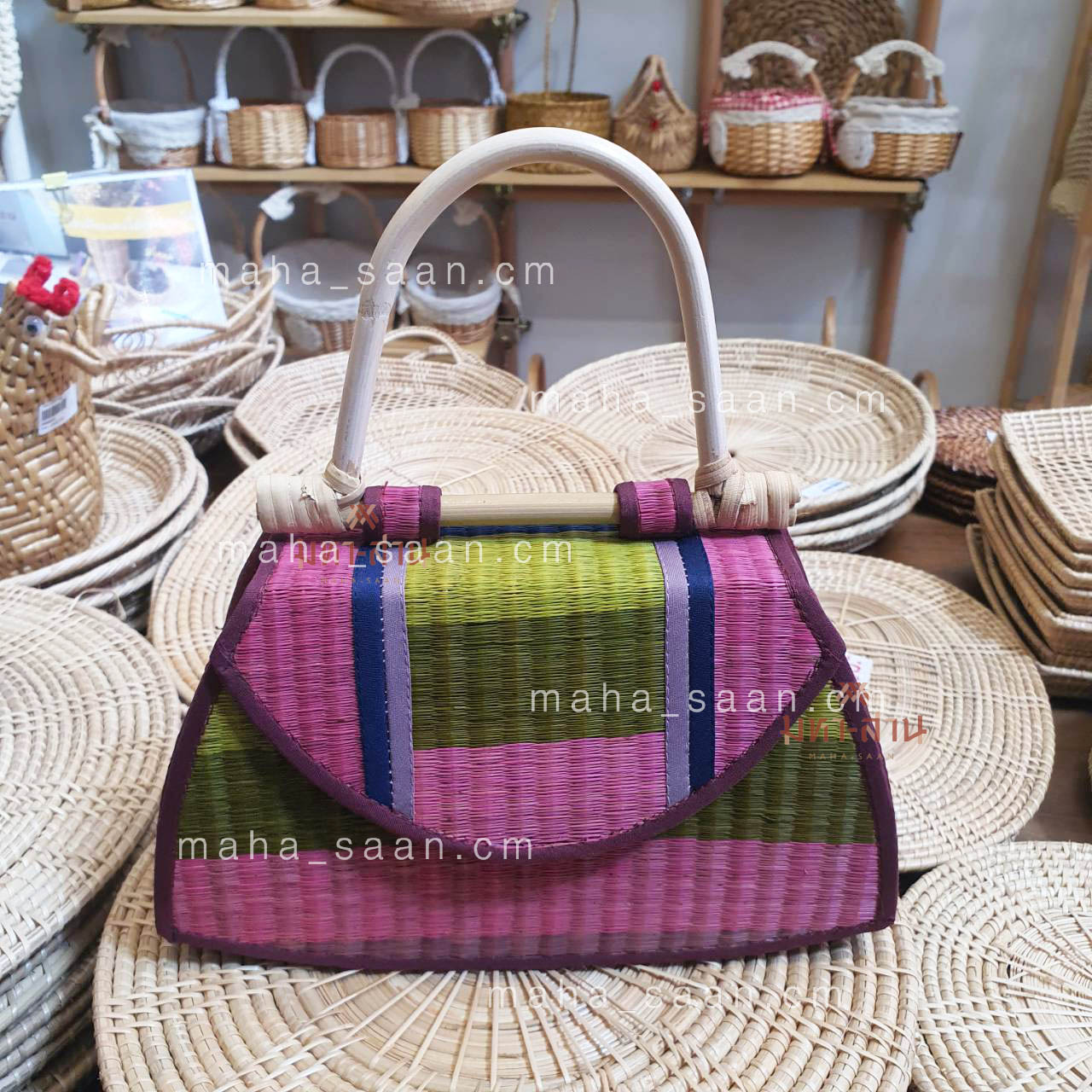 กระเป๋าเสื่อกก หูหวาย คล้องแขนสวยๆ คละแบบ 💖