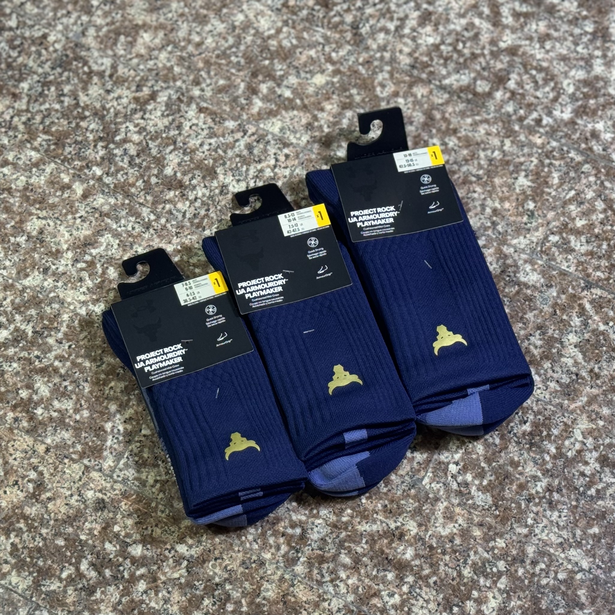 ถุงเท้า Under Armour Project Rock PlayMaker Crew ‘LIMITED’ (MD,LG,XL)