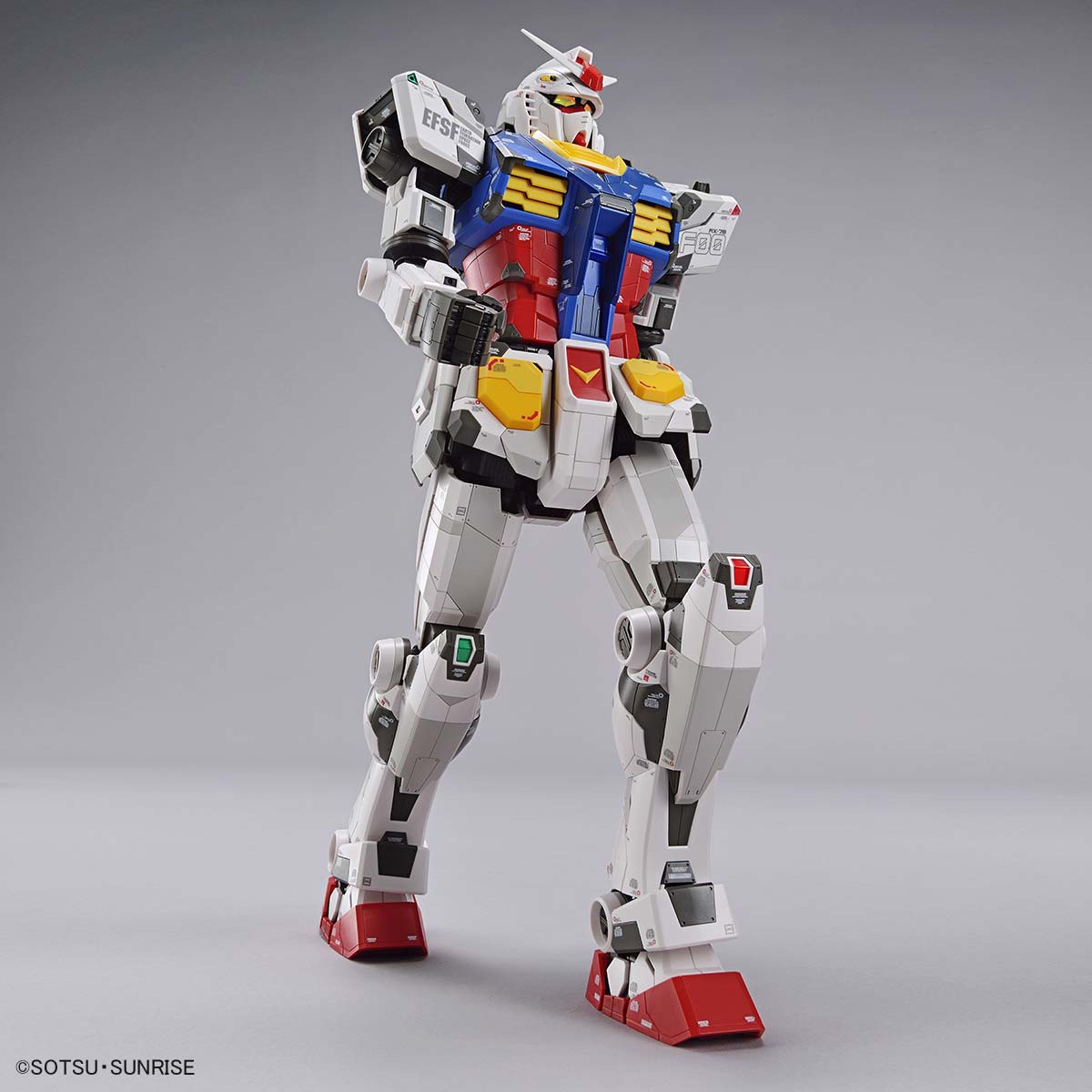 1/48 RX-78F00 Gundam