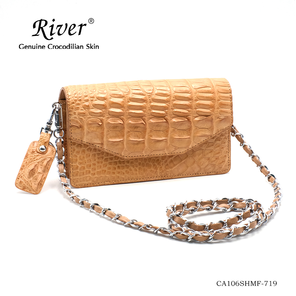 กระเป๋าหนังจระเข้แท้ ส่วนกระดูก มีสะพายข้าง สีเนยถั่ว