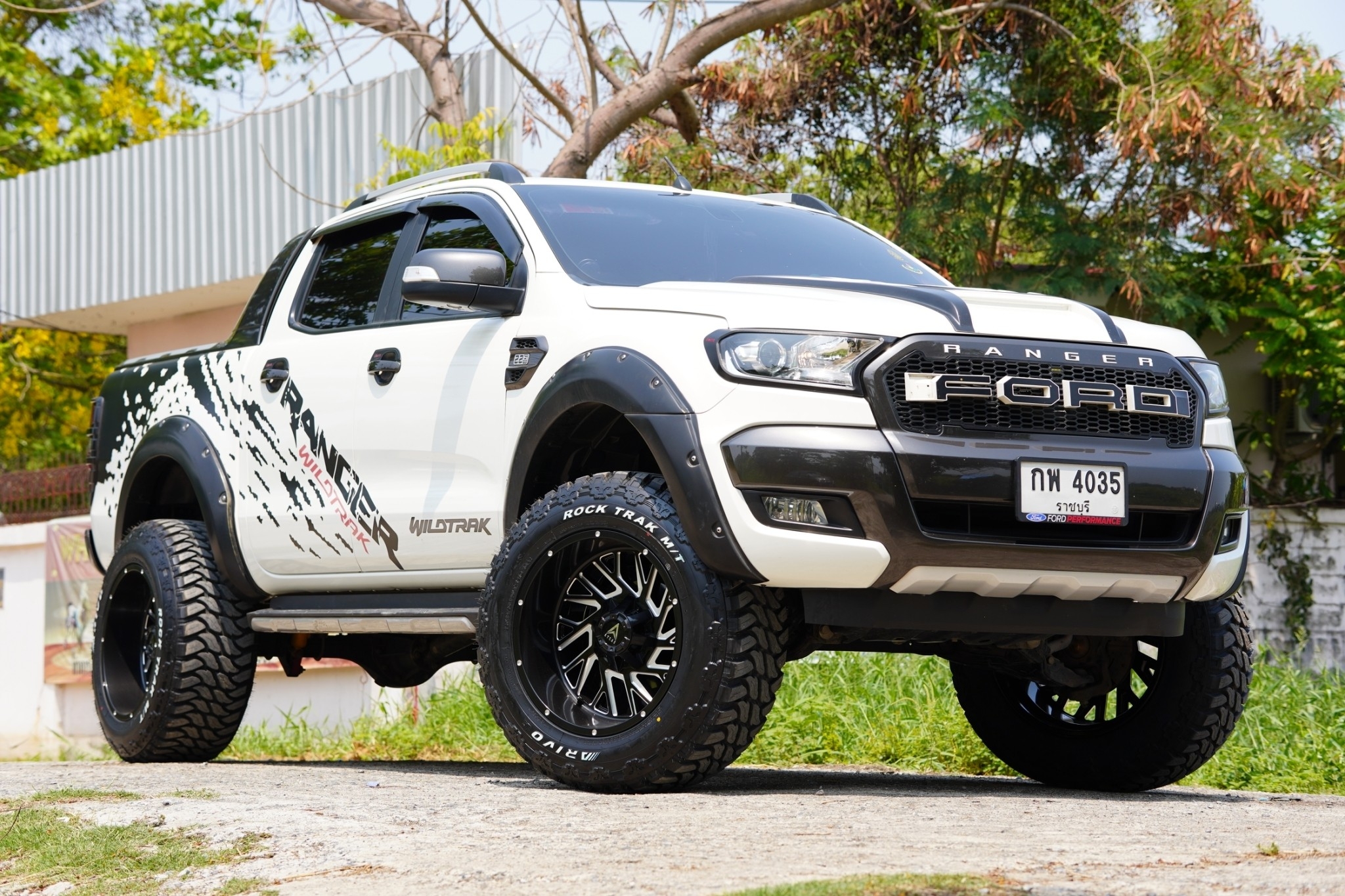 จบสวย FORD RANGER WILDTRACK