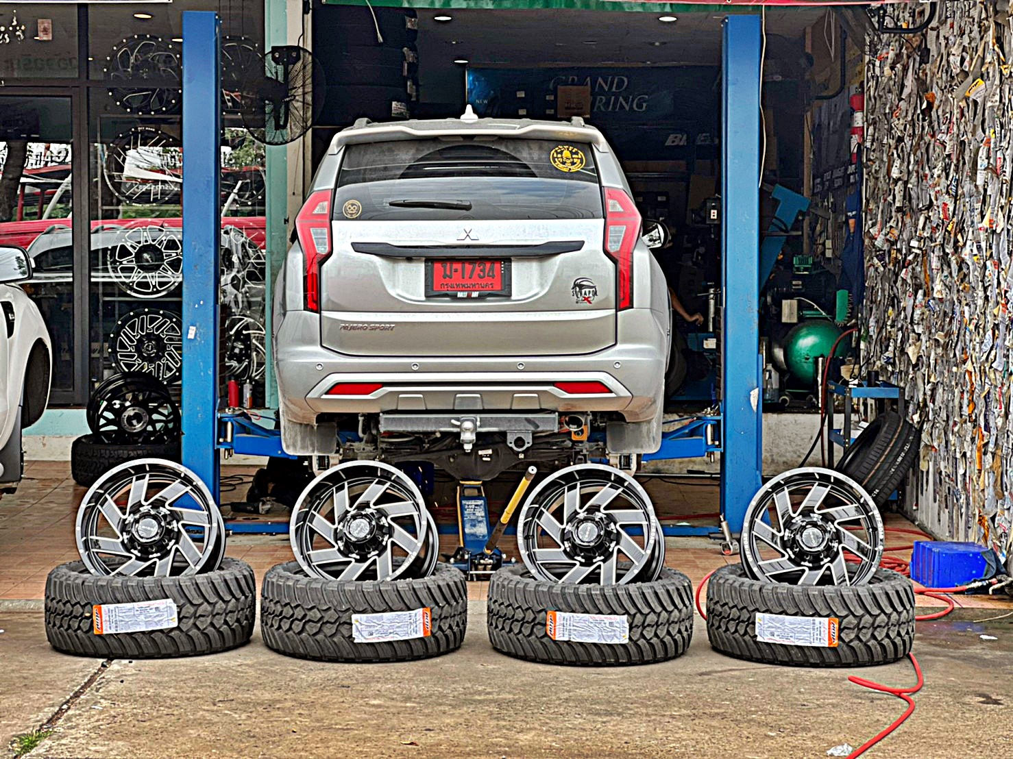 PAJERO ทรงเมกา ของพี่ปู_มลิกา_นักวอลเล่ย์_ทีมชาติไทย