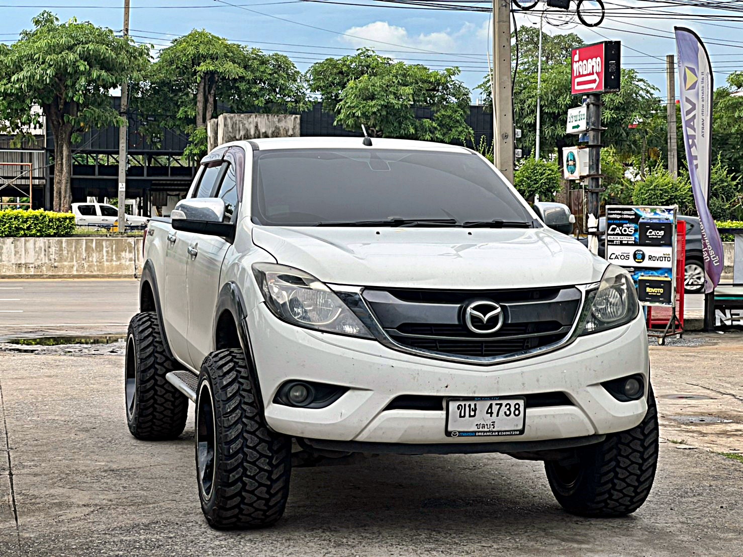 ตัวอย่างการแต่งรถแนวเมกา สำหรับ MAZDA