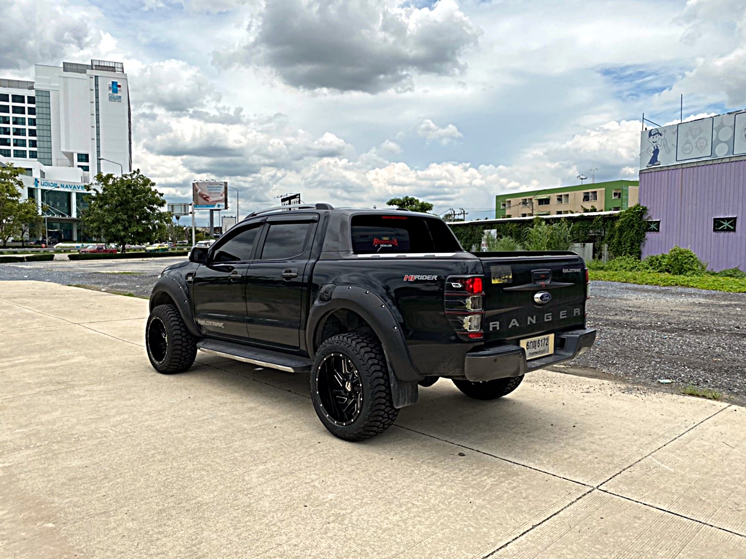 FORD WILDTRAK จัดทรงเมกาที่ STEP9