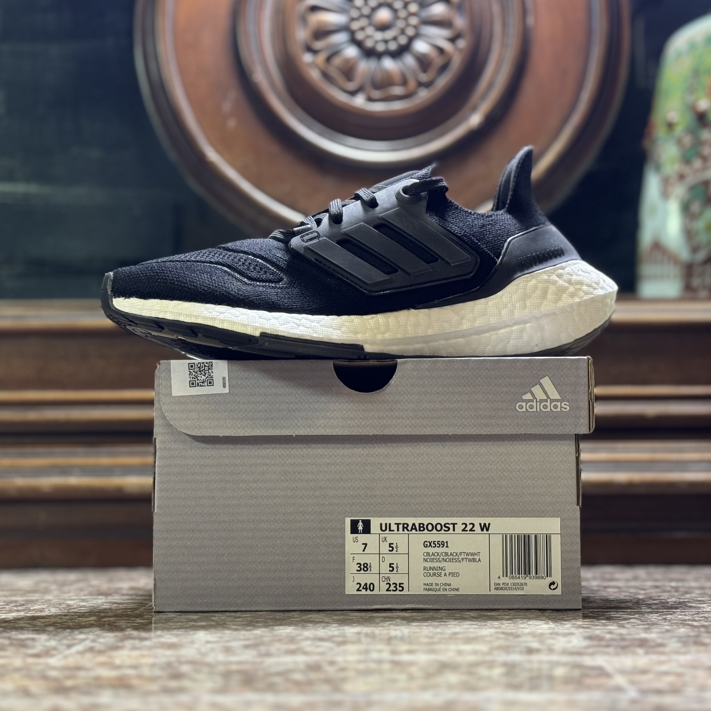 รองเท้าวิ่ง Adidas UltraBoost 22 (W7US)