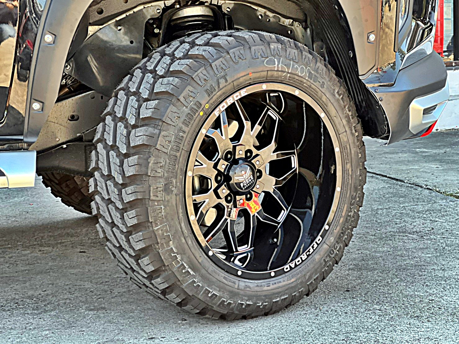 TRITON ทรงเมกา ล้อ FORCE ที่ STEP9