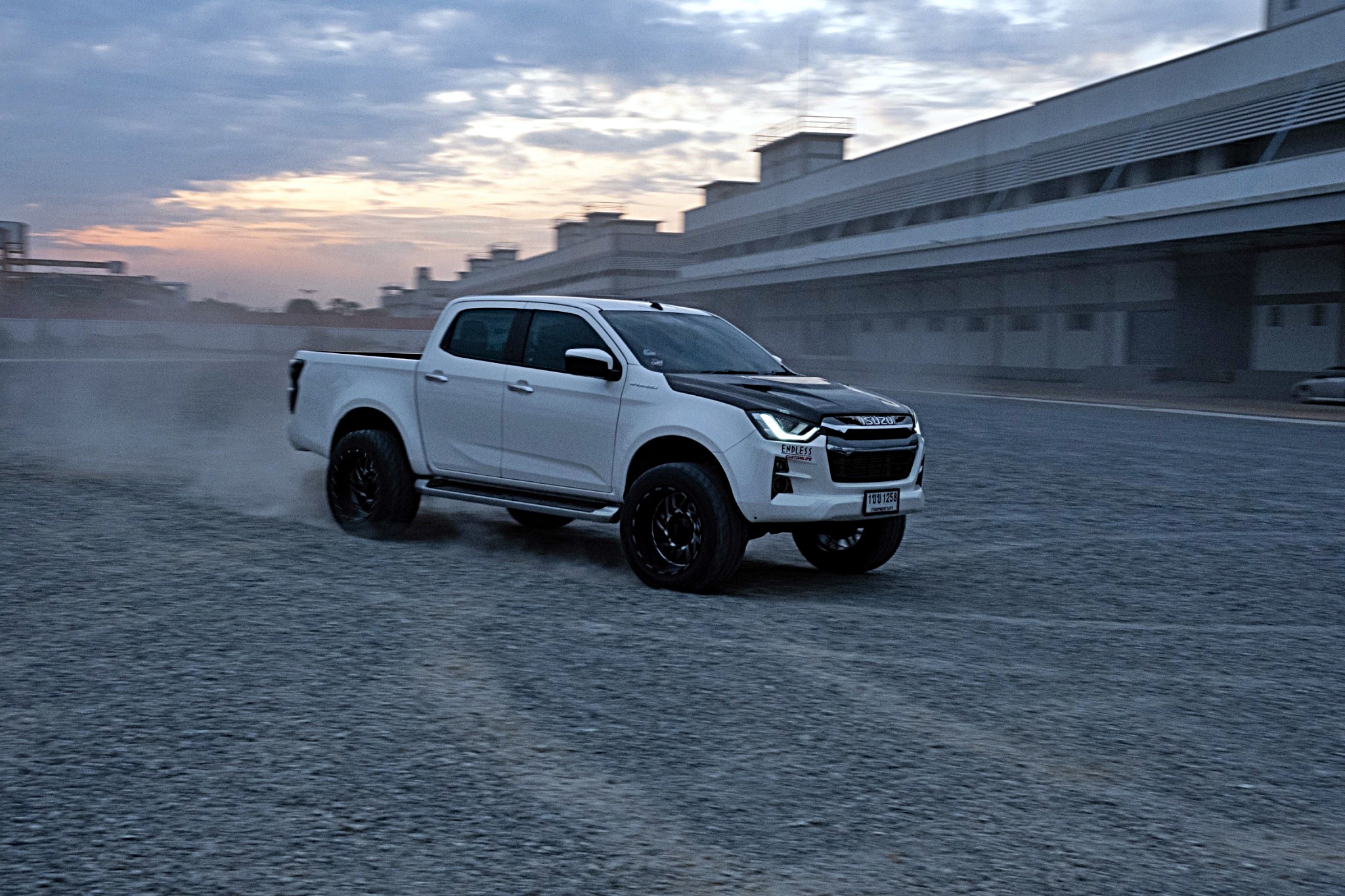 #จากตัวเตี้ยรถซิ่งสู่ตัวสูงทรงเมกา ที่ step9