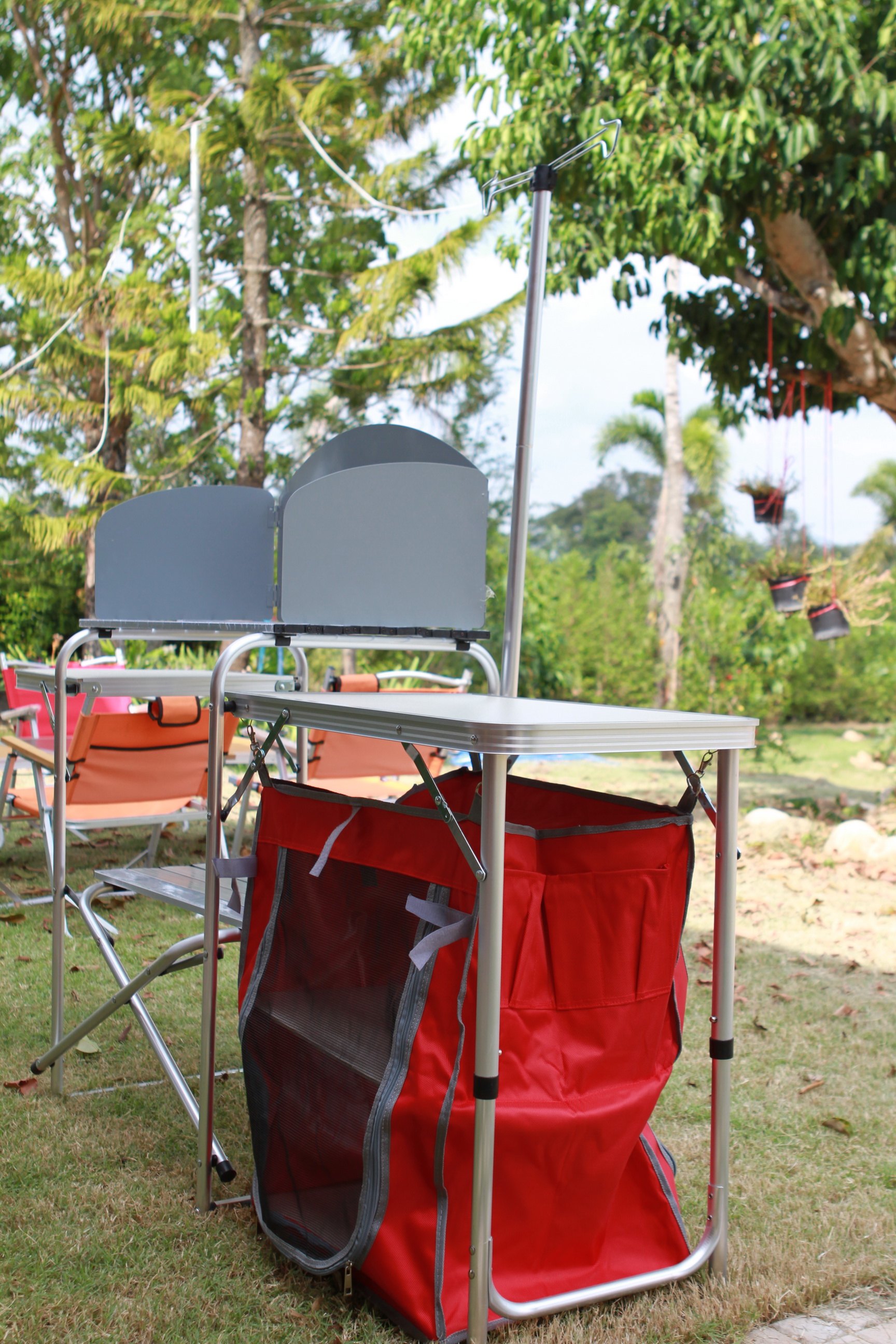 โต๊ะครัวพร้อมตู้กับข้าว